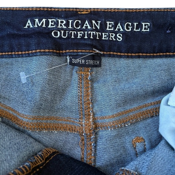 American Eagle Outfitters, Hi-Rise Shortie Jean Short’s, Size 0, Dark Blue - Picture 3 of 9